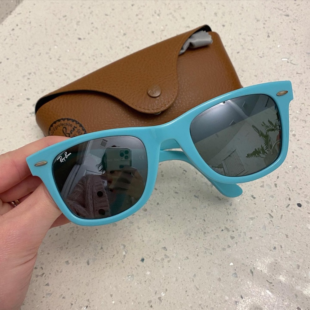 Ray-Ban Wayfarer Sunglasses